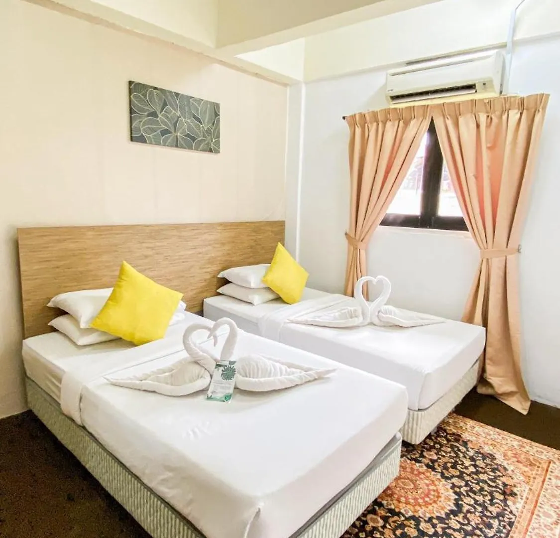 Lovita Tanjung Bidara Beach Resort Malacca 4*,