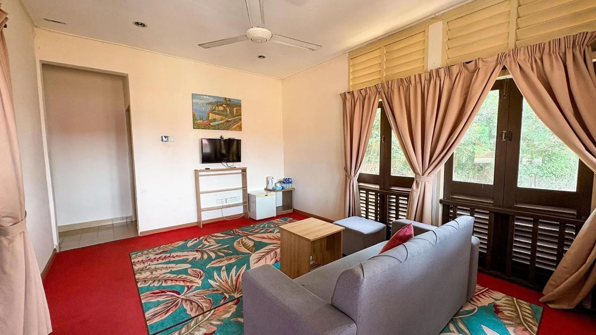 Lovita Tanjung Bidara Beach Resort Malacca 4*,